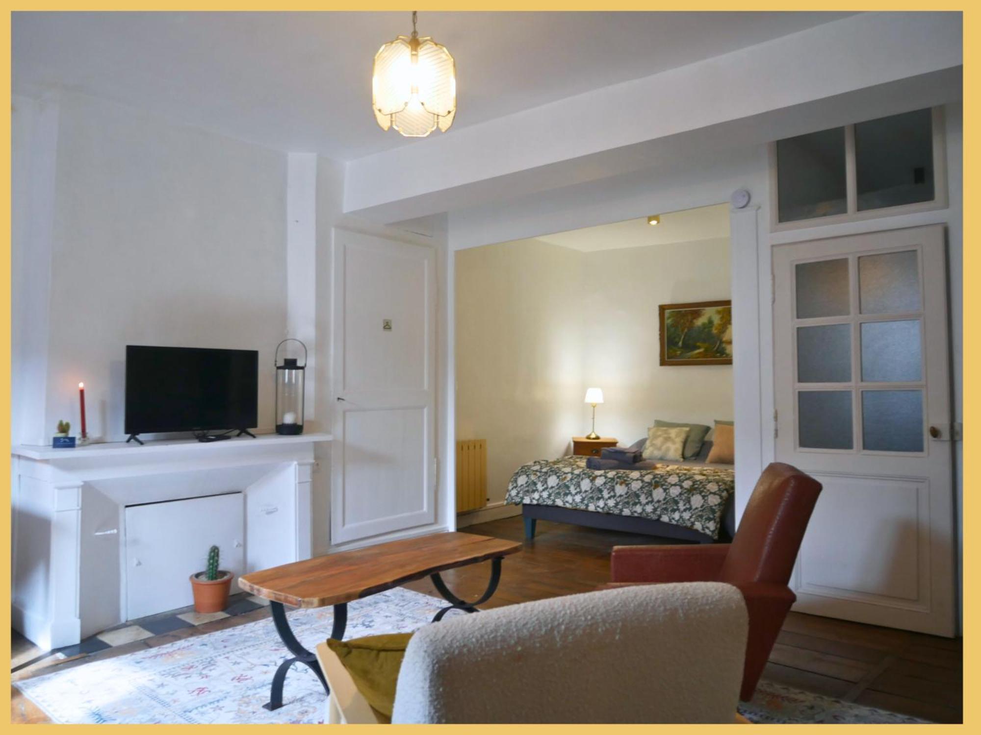 Les Suites De Беллак Экстерьер фото